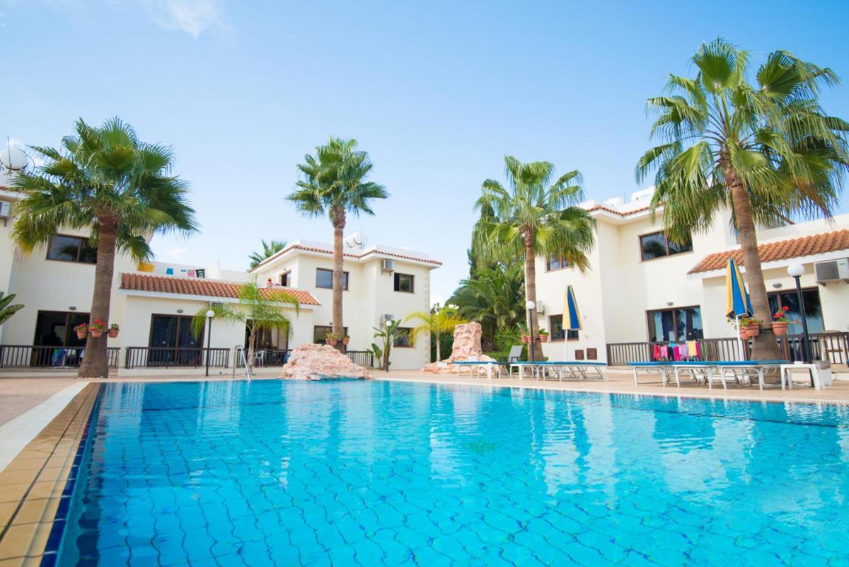 Hotel Amethyst Napa & Ayia Napa